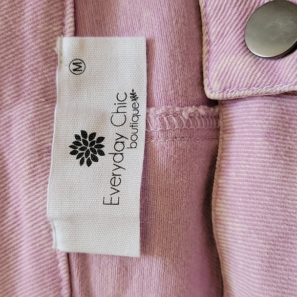 Everyday Chic Boutique | Lavender Wide Leg Cropped Jeans Size Medium - Picture 5 of 5